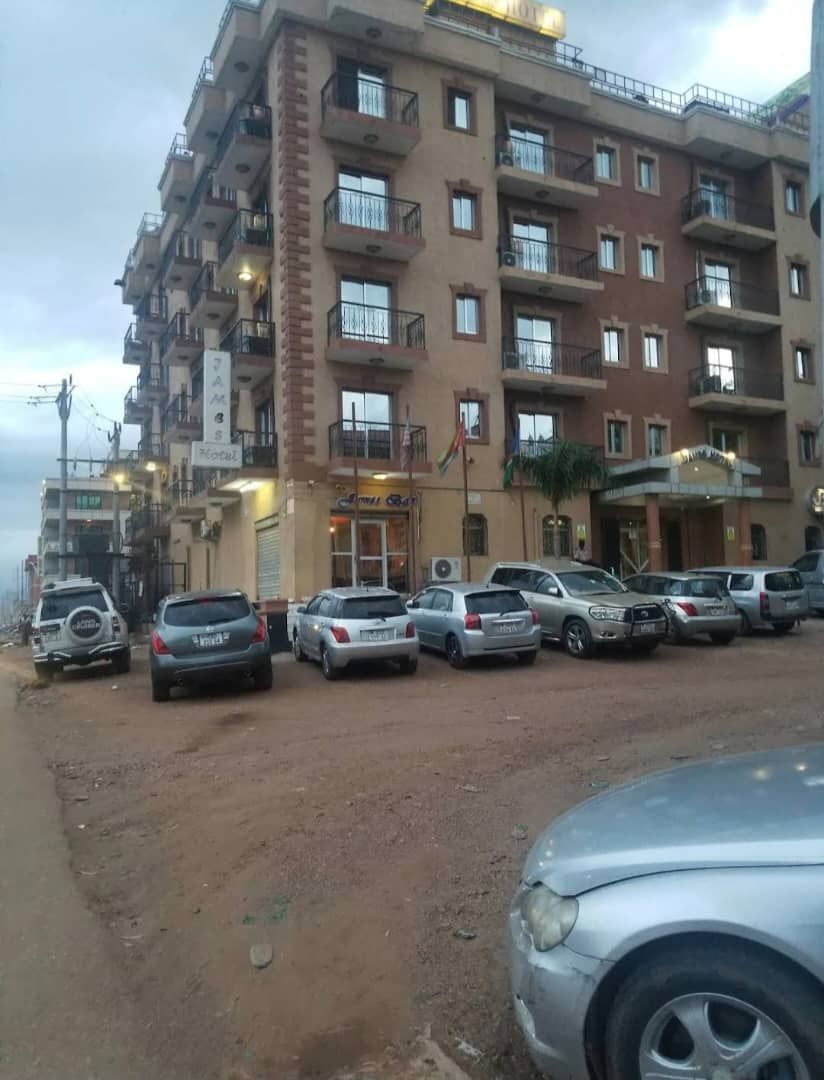 James Hotel - Image 1